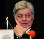 Валентин Михов